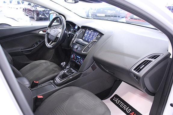 Ford Focus 14 of 29