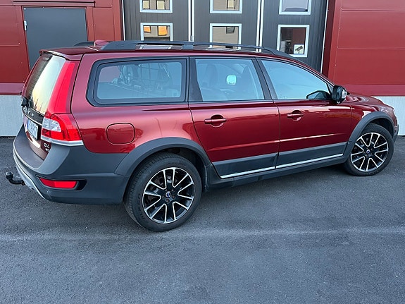 Volvo XC70 8 of 21