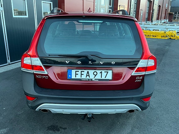 Volvo XC70 9 of 21