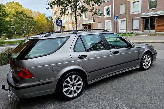 Saab 9-5 3 of 10