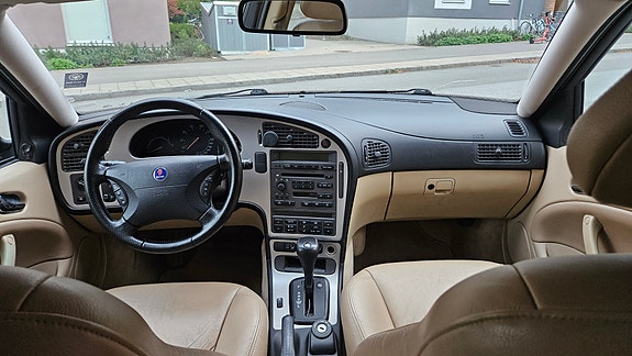Saab 9-5 8 of 10