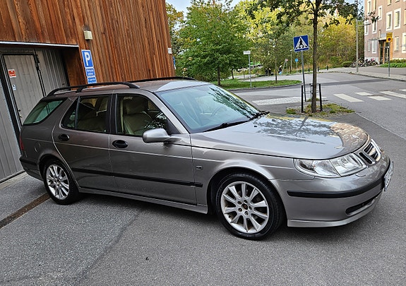 Saab 9-5 4 of 10