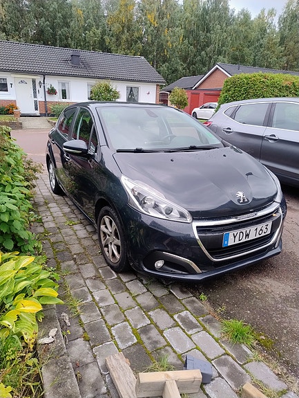 Peugeot 208 7 of 7