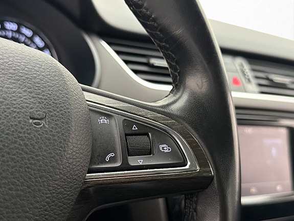 Skoda Octavia Scout 16 of 29
