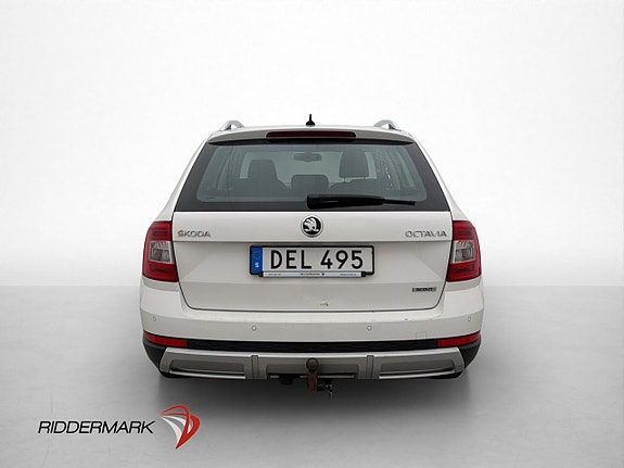 Skoda Octavia Scout 6 of 29