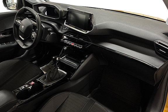 Peugeot 208 15 of 23