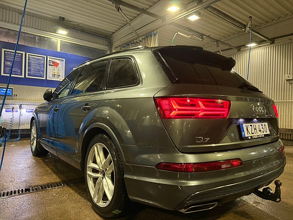 Audi Q7 19 of 24