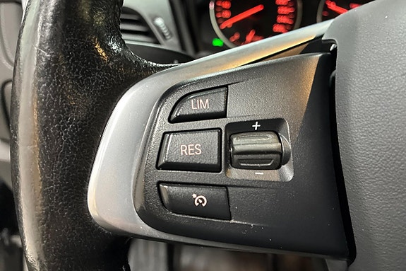 BMW 218d 20 of 24