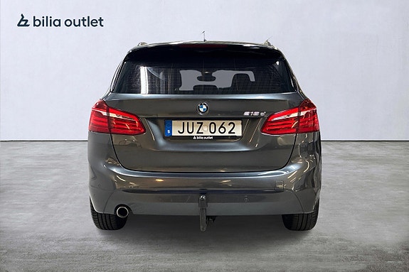 BMW 218d 7 of 24