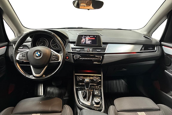 BMW 218d 12 of 24
