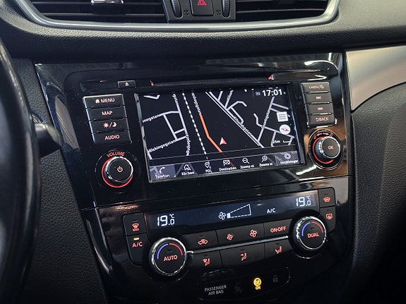 Nissan Qashqai 14 of 17