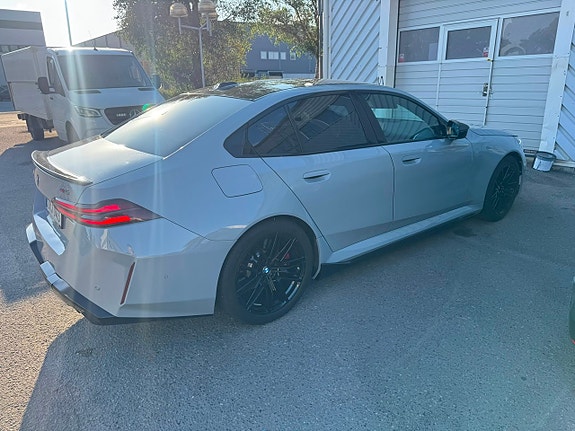 BMW M5 5 of 5