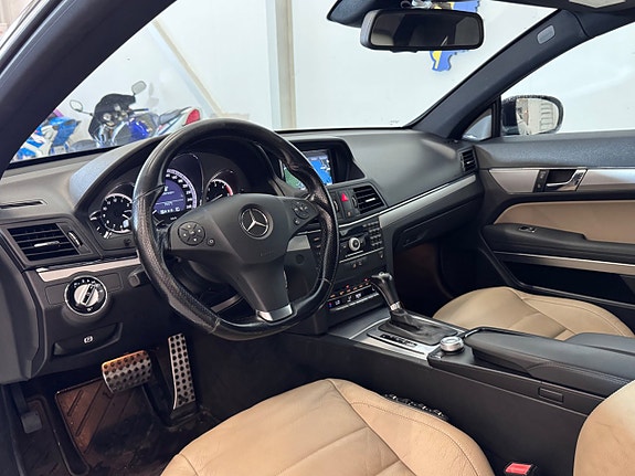 Mercedes-Benz E350 11 of 25