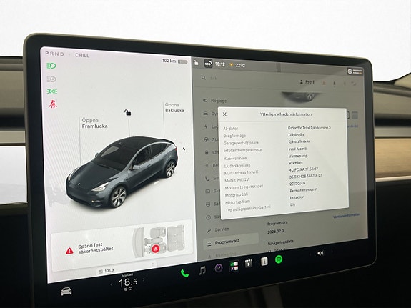 Tesla Model Y 21 of 30
