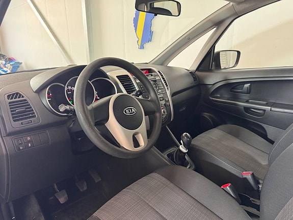 Kia Venga 10 of 25