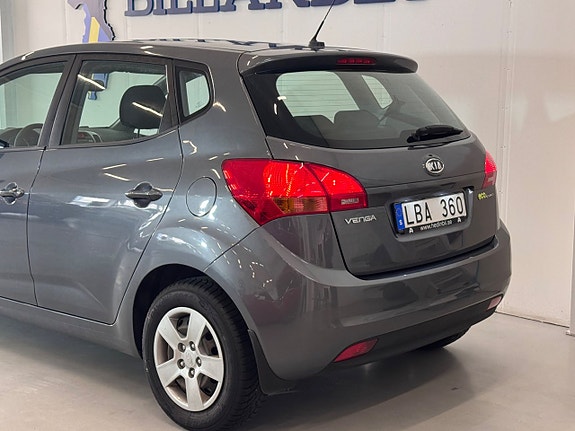 Kia Venga 7 of 25