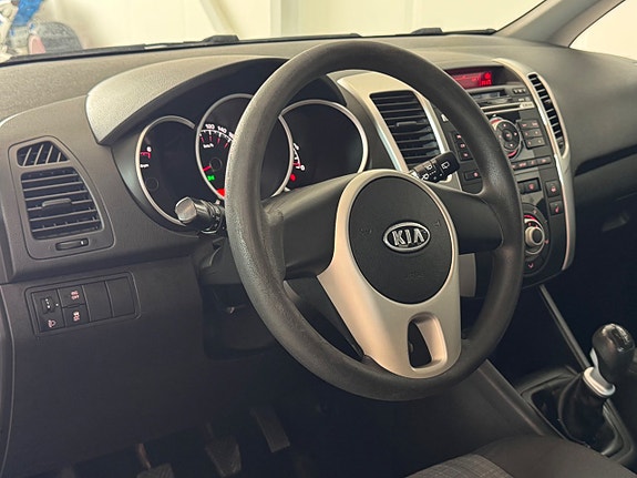 Kia Venga 20 of 25