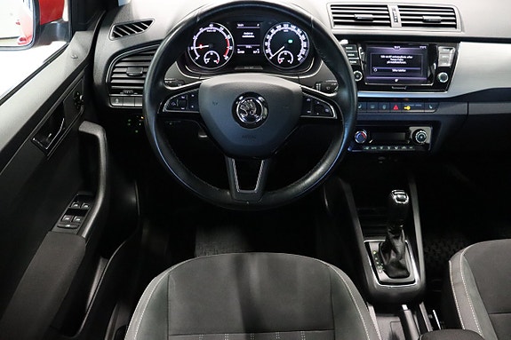 Skoda Fabia 12 of 27