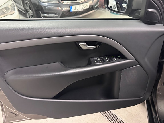 Volvo XC70 7 of 21