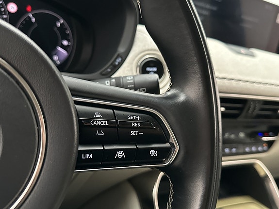 Mazda CX-60 17 of 30