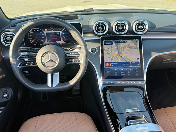 Mercedes-Benz CLE200 16 of 21