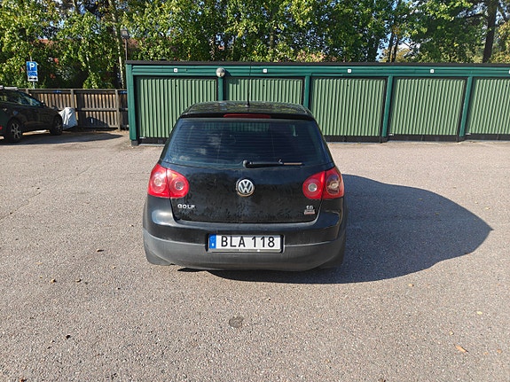 Volkswagen Golf V 4 of 11