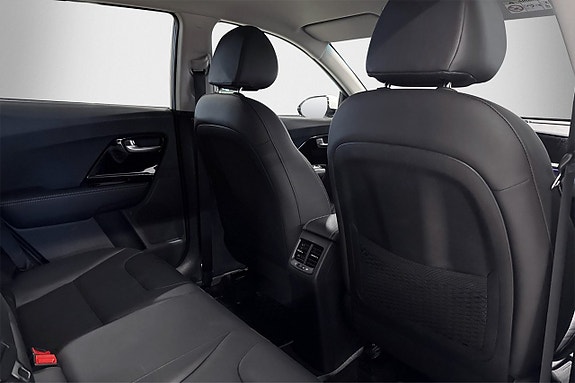 Kia Niro 13 of 24