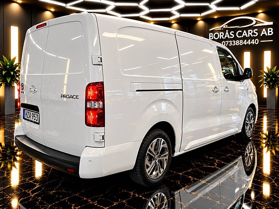 Toyota Proace 4 of 25