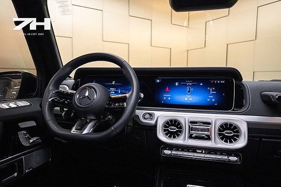Mercedes-Benz G63 11 of 25