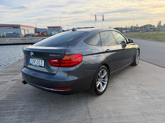 BMW 320d 7 of 17
