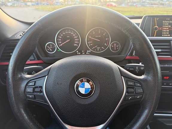BMW 320d 14 of 17