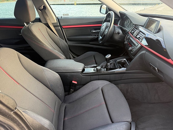 BMW 320d 10 of 17