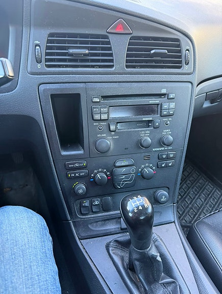 Volvo S60 5 of 5