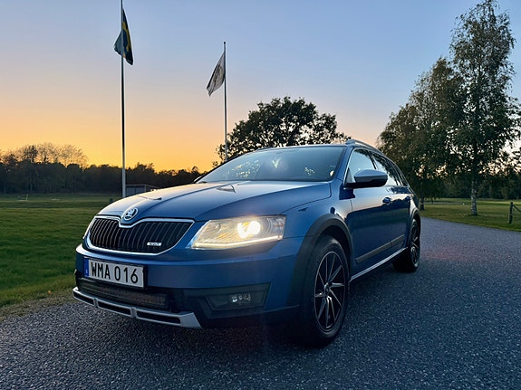 Skoda Octavia Scout 14 of 27