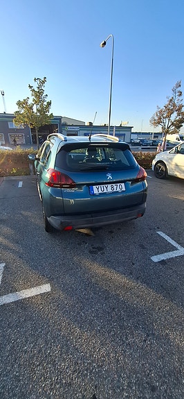 Peugeot 2008 3 of 6