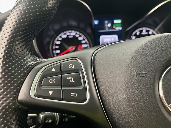 Mercedes-Benz GLC350 e 19 of 30