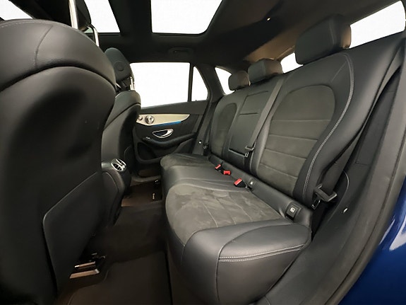 Mercedes-Benz GLC350 e 14 of 30