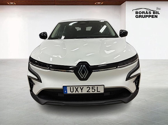Renault Megane E-Tech 8 of 14