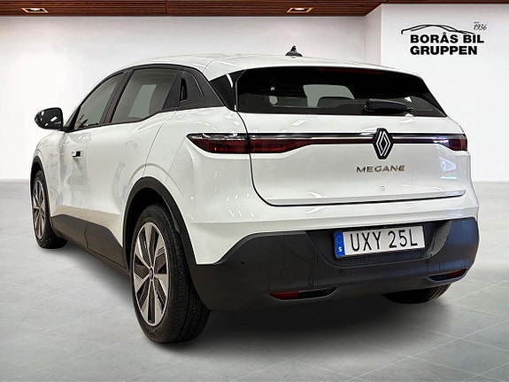 Renault Megane E-Tech 2 of 14