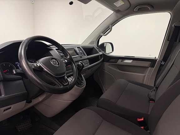 Volkswagen Transporter 6 of 16