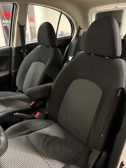 Nissan Micra 17 of 18
