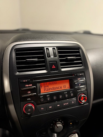 Nissan Micra 13 of 18