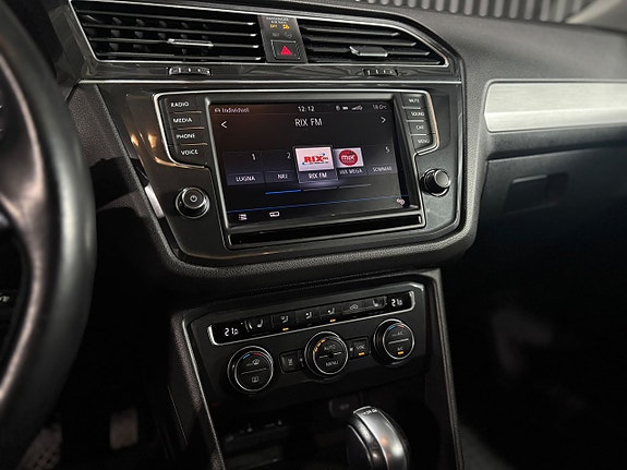 Volkswagen Tiguan 15 of 21