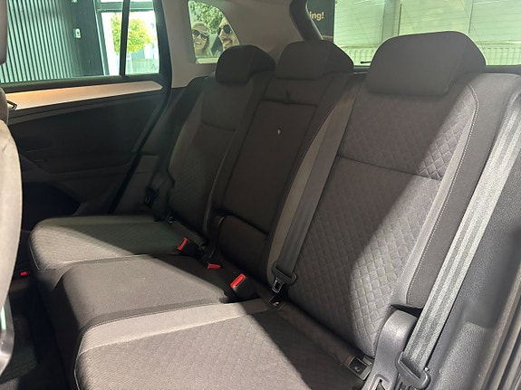 Volkswagen Tiguan 17 of 21