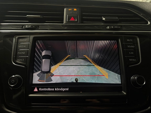 Volkswagen Tiguan 21 of 21
