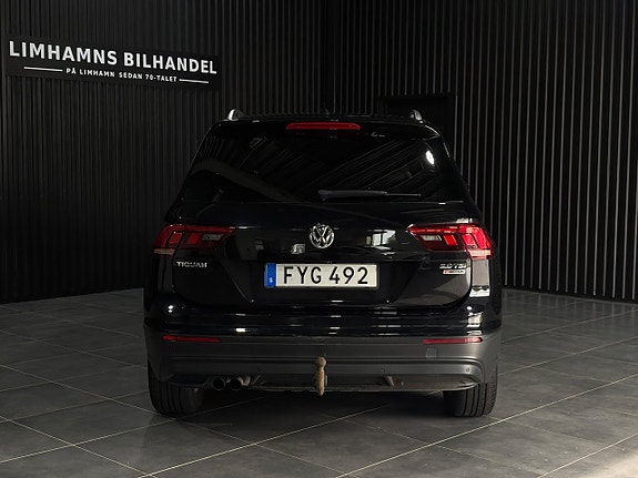Volkswagen Tiguan 5 of 21