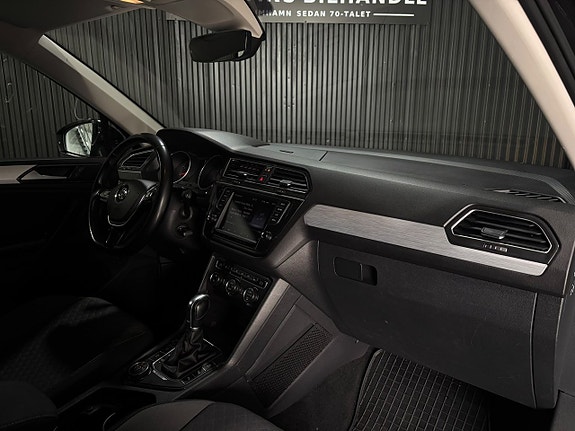 Volkswagen Tiguan 9 of 21