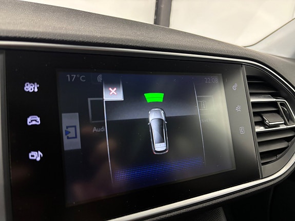 Peugeot 308 SW 30 of 30
