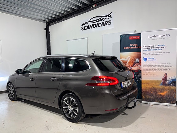 Peugeot 308 SW 10 of 30