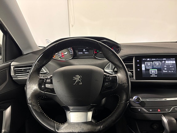 Peugeot 308 SW 20 of 30
